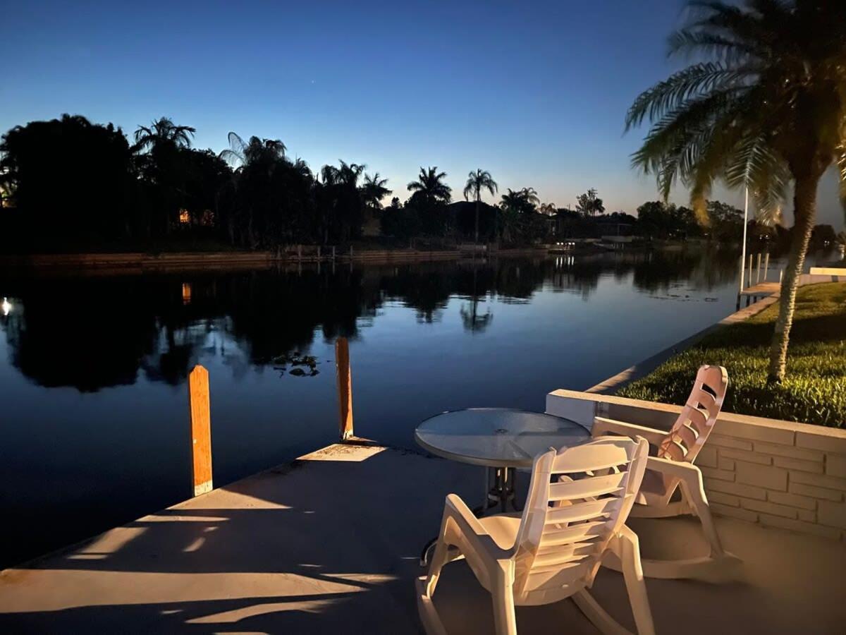 Hidden Secret Waterfront Retreat Villa Cape Coral Kültér fotó